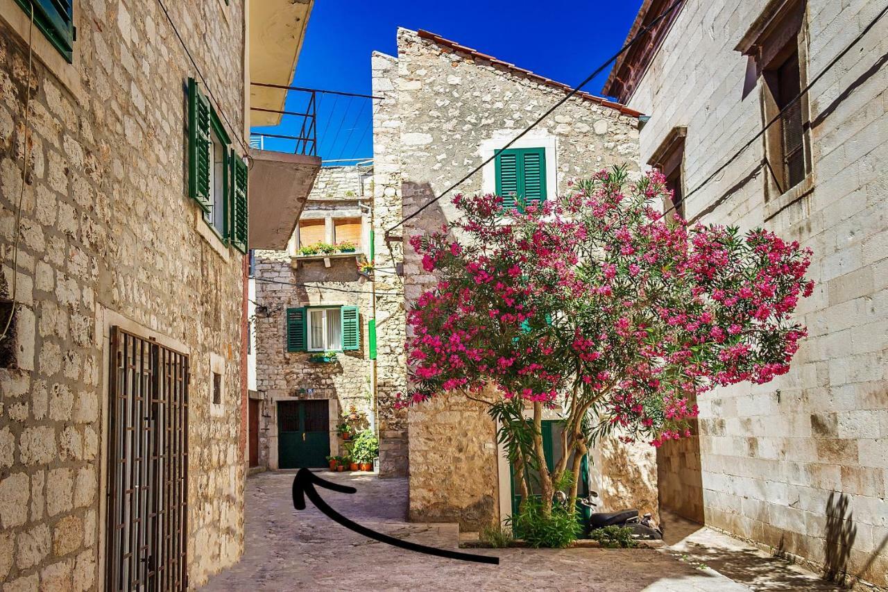 Heart Of The Old Town Apartament Szybenik Zewnętrze zdjęcie
